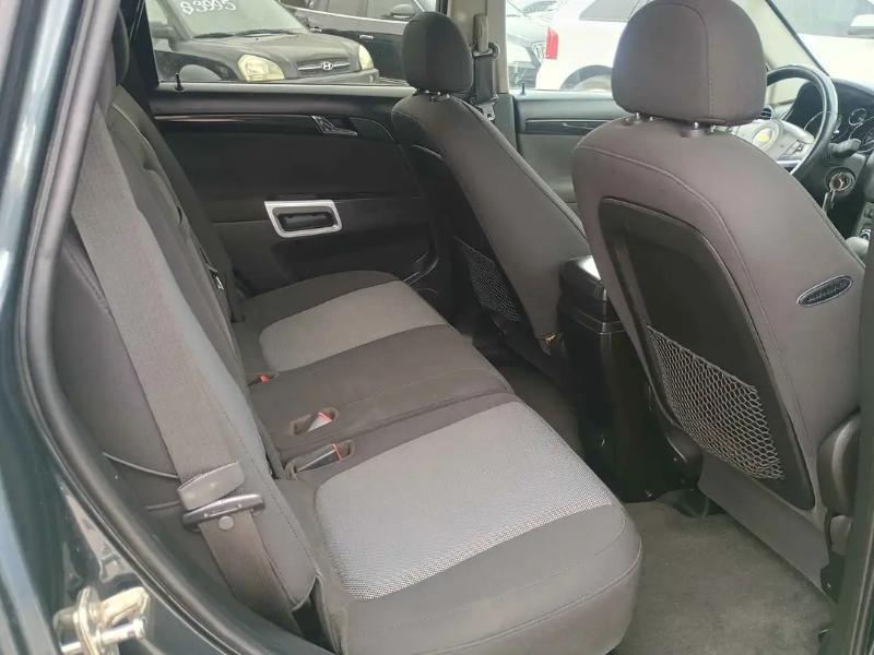 Chevrolet Captiva Sport 1LT FWD 2013