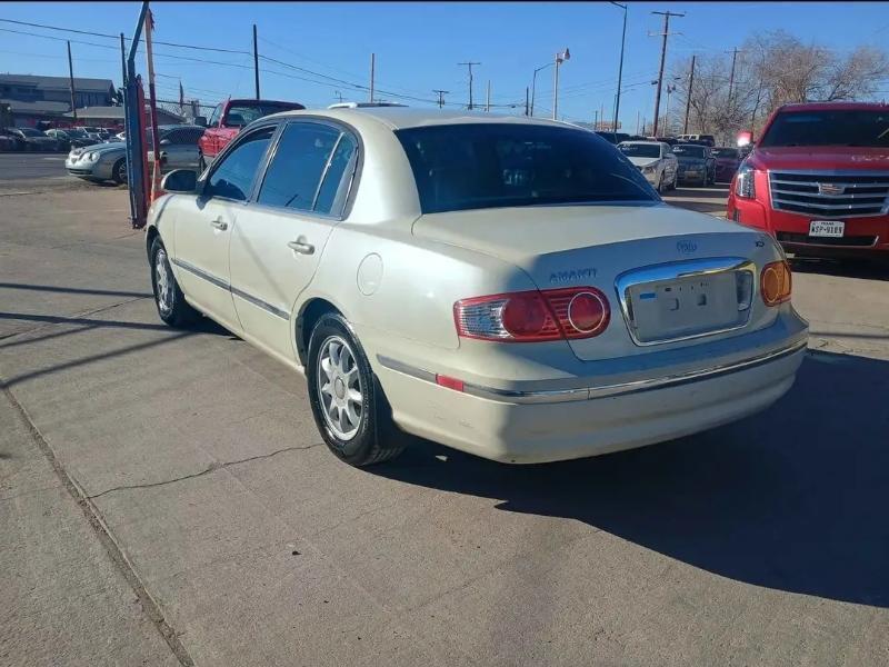 Kia Amanti Sedan 2004