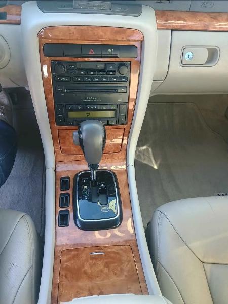 Kia Amanti Sedan 2004