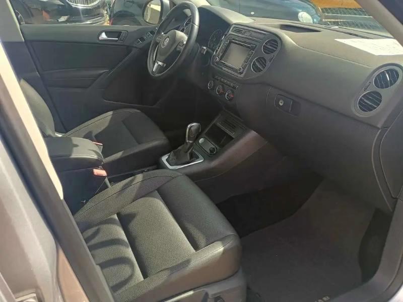 Volkswagen Tiguan S 2015