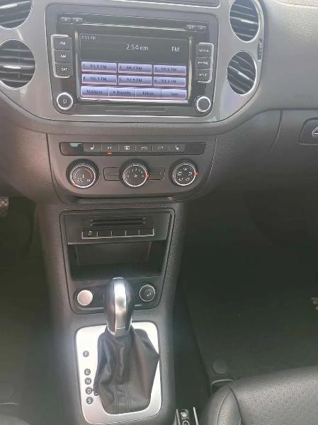 Volkswagen Tiguan S 2015