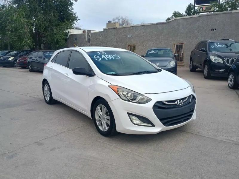 Hyundai Elantra GT A/T 2013