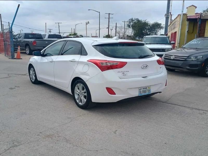 Hyundai Elantra GT A/T 2013