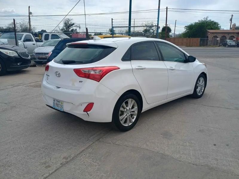 Hyundai Elantra GT A/T 2013