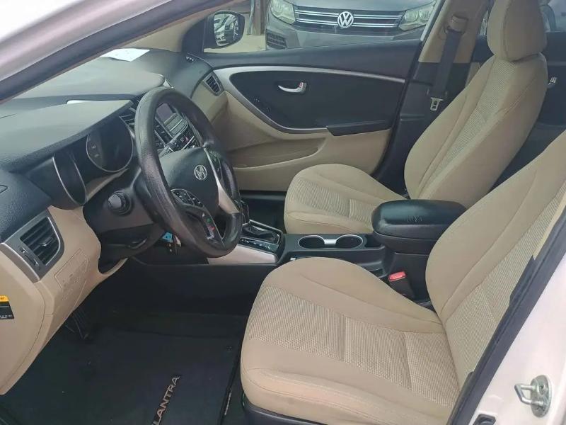 Hyundai Elantra GT A/T 2013