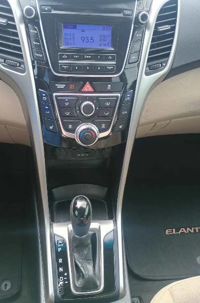 Hyundai Elantra GT A/T 2013