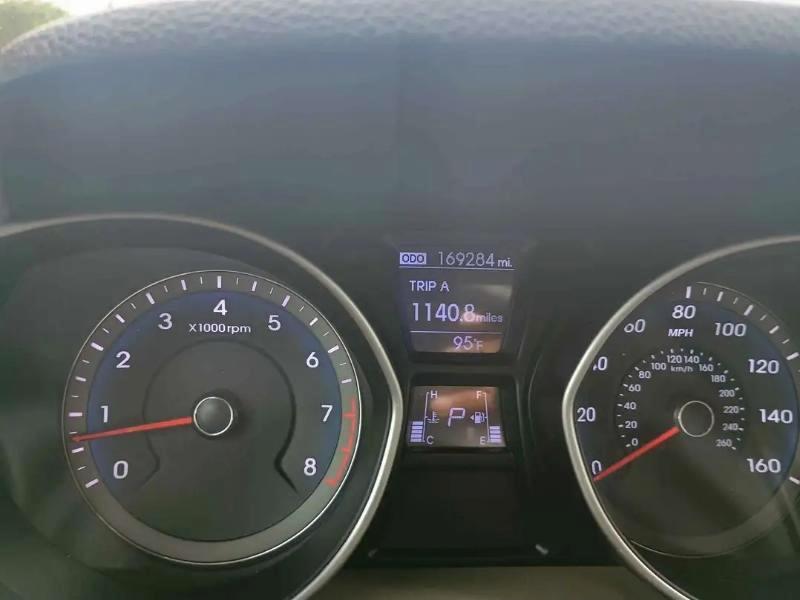 Hyundai Elantra GT A/T 2013