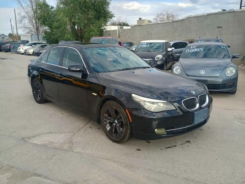 BMW 5-Series 528i 2010