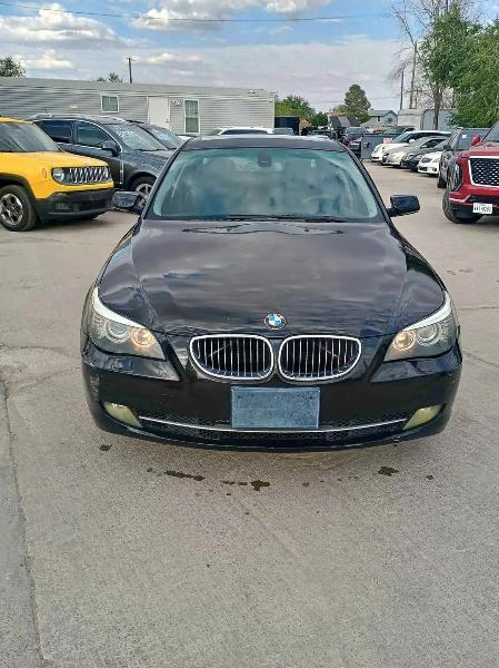BMW 5-Series 528i 2010