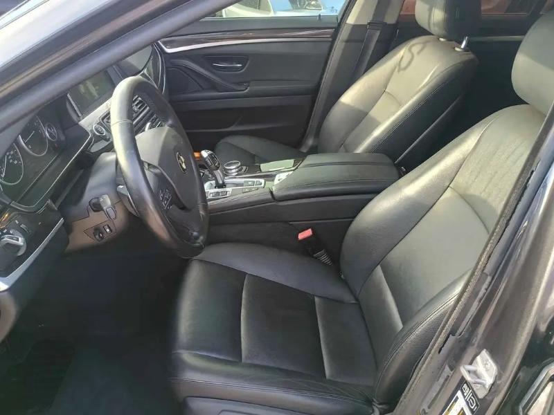 BMW 5-Series 528i xDrive 2014