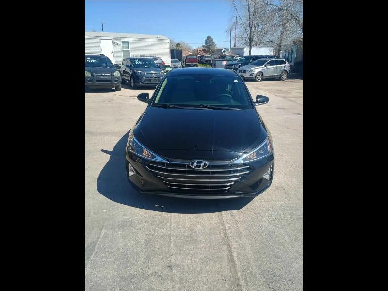 Hyundai Elantra SE 6M 2020