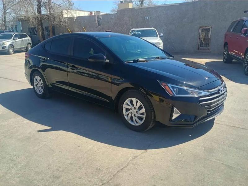 Hyundai Elantra SE 6M 2020