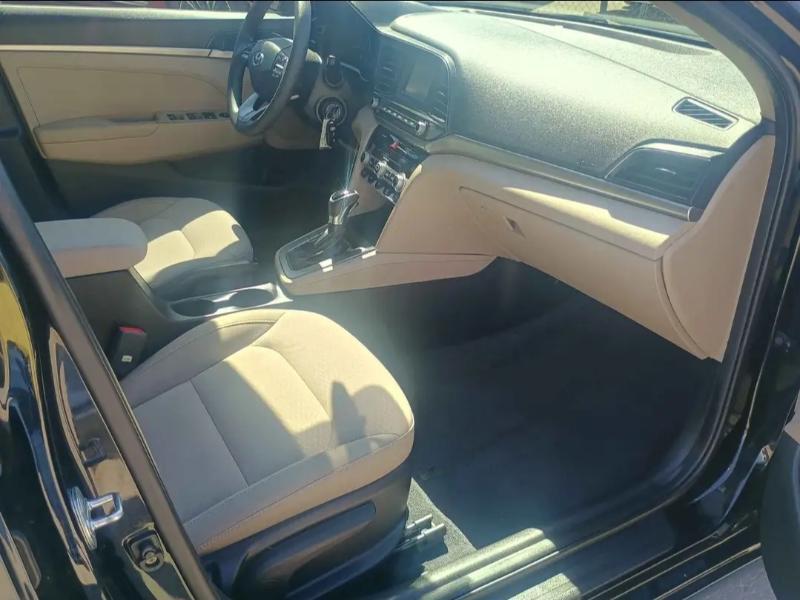 Hyundai Elantra SE 6M 2020