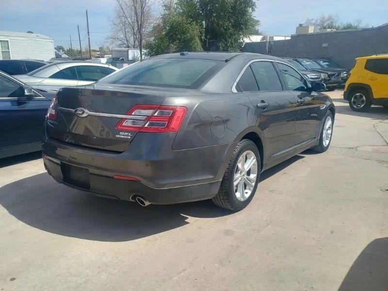 Ford Taurus SEL FWD 2015