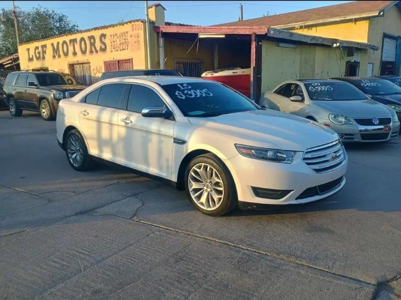 Ford Taurus Limited FWD 2016