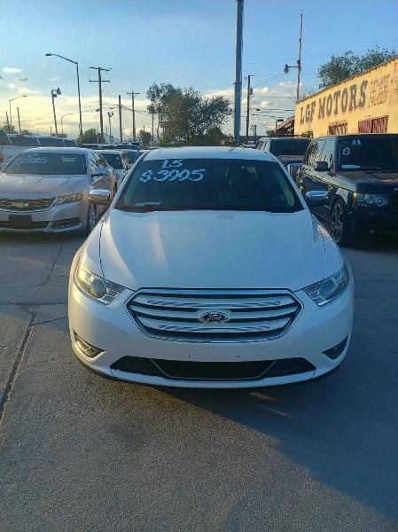 Ford Taurus Limited FWD 2016