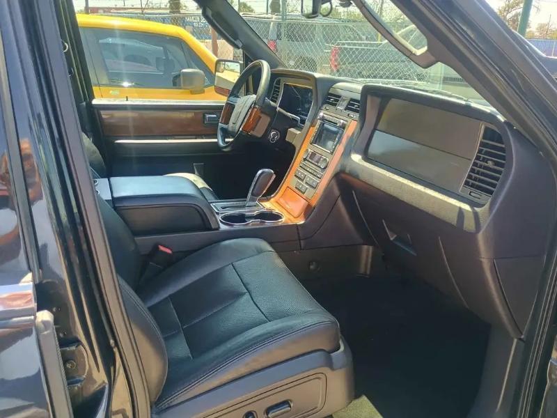 Lincoln Navigator 4WD 2014