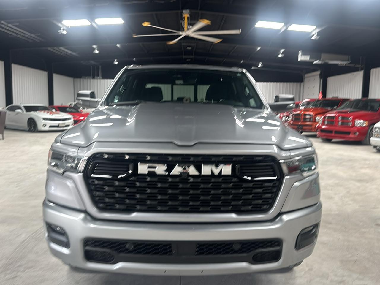 RAM 1500 Big Horn Crew Cab SWB 4WD 2025