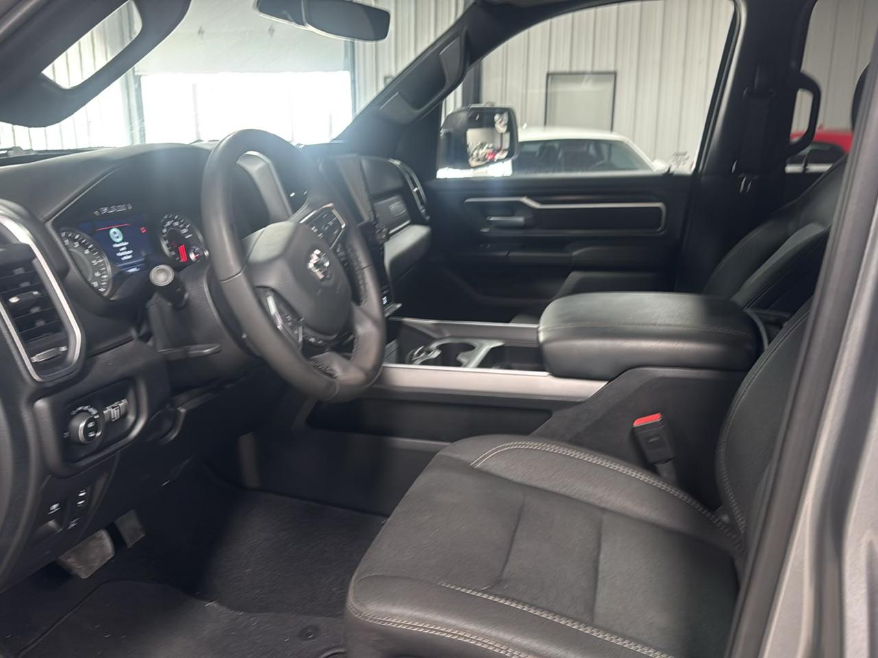 RAM 1500 Big Horn Crew Cab SWB 4WD 2025