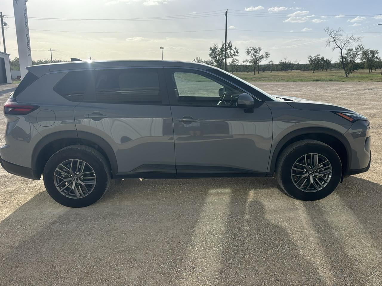 Nissan Rogue SV AWD 2026