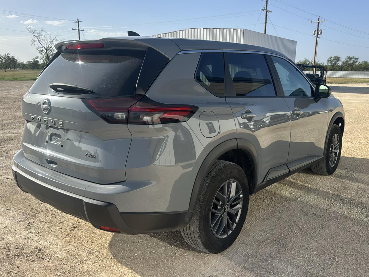 Nissan Rogue SV AWD 2026