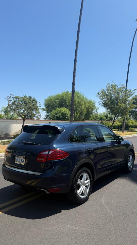 Porsche Cayenne S 2011