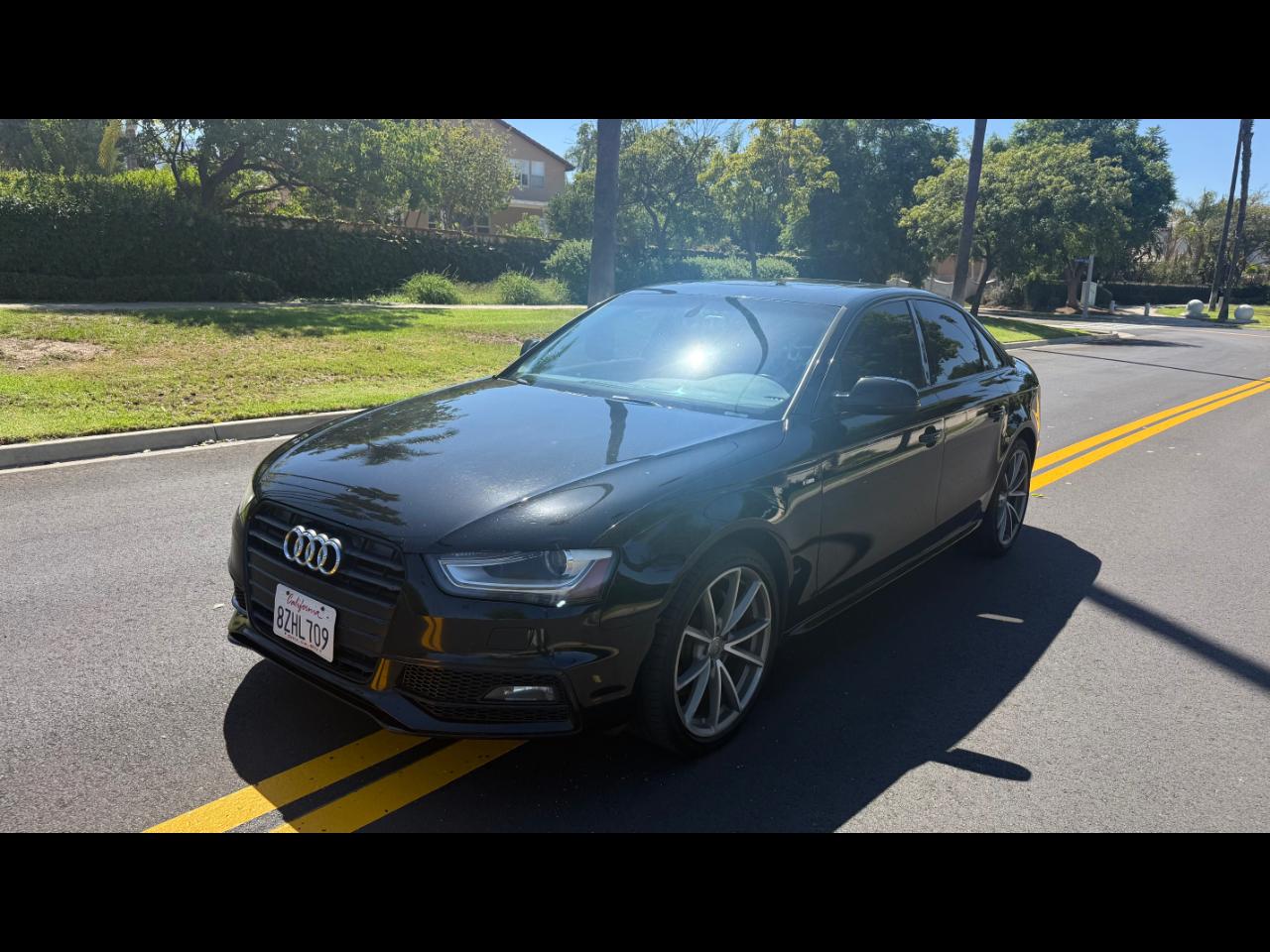 Audi A4 2.0T Premium Sedan 2016