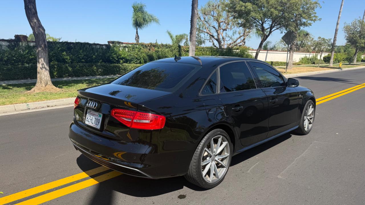 Audi A4 2.0T Premium Sedan 2016