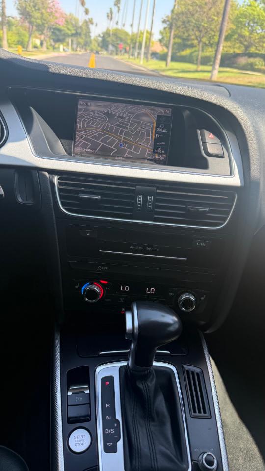 Audi A4 2.0T Premium Sedan 2016