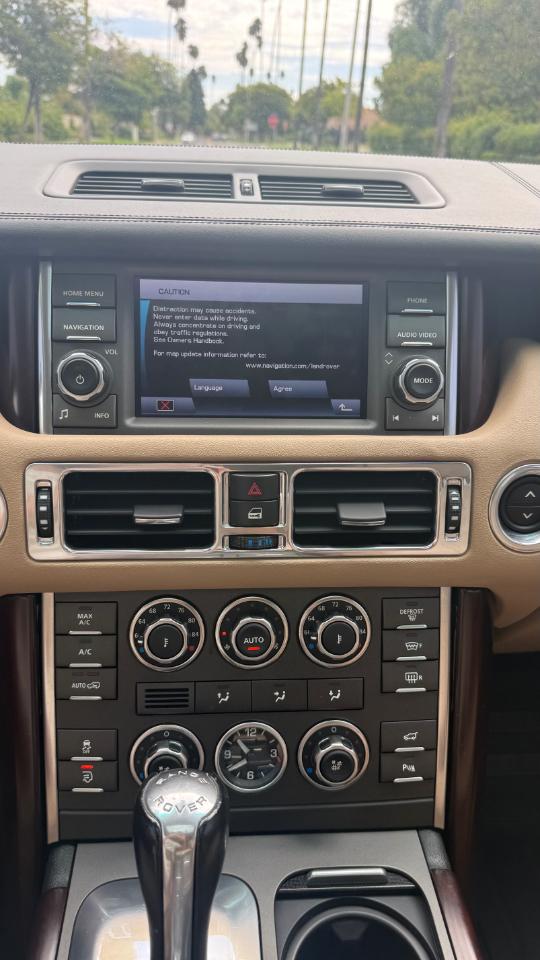 Land Rover Range Rover Supercharged 2011