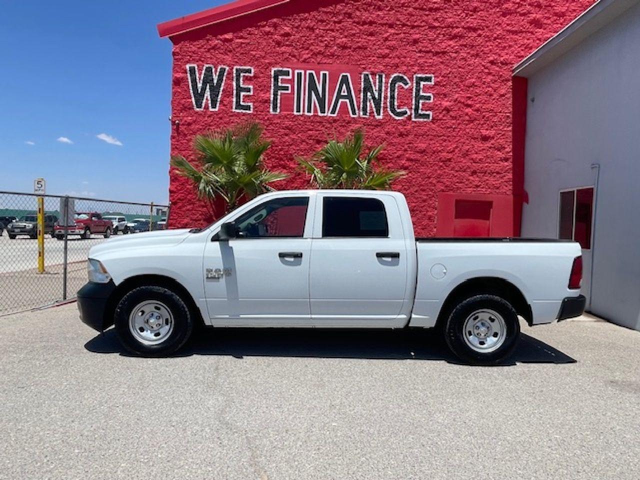RAM 1500 Classic Tradesman Crew Cab SWB 2WD 2022