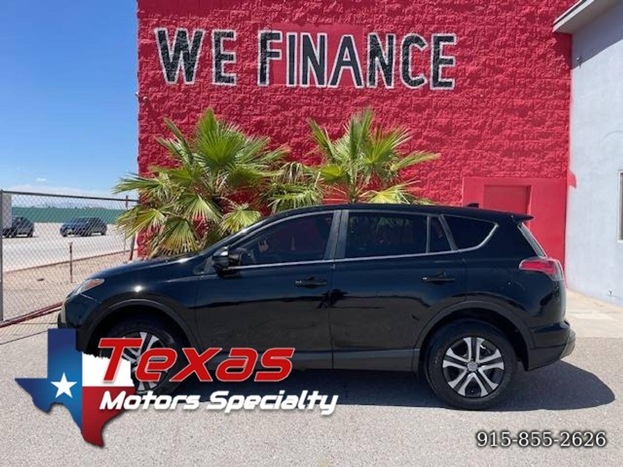 Toyota RAV4 LE FWD 2018