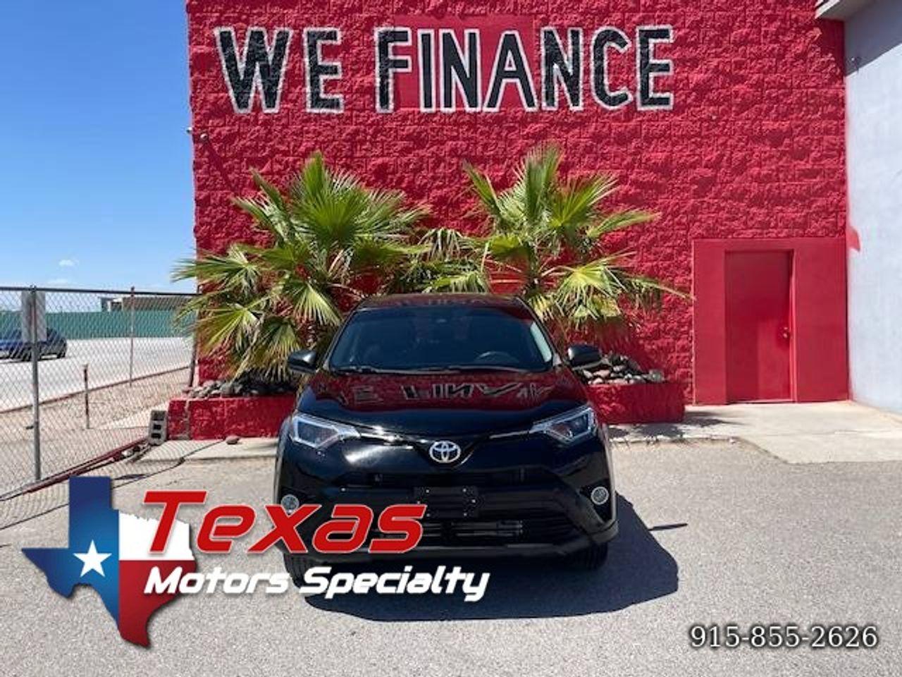Toyota RAV4 LE FWD 2018