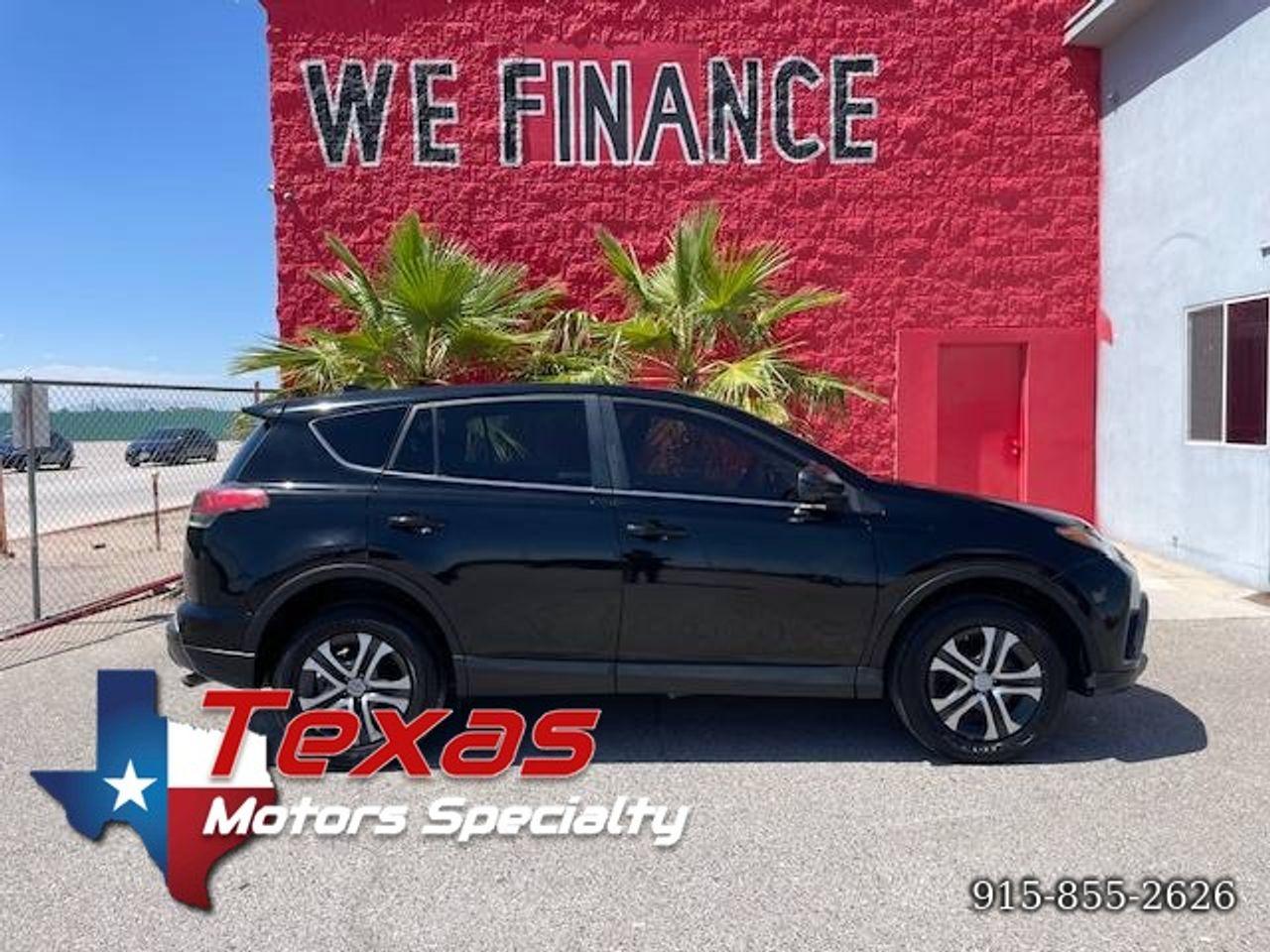 Toyota RAV4 LE FWD 2018