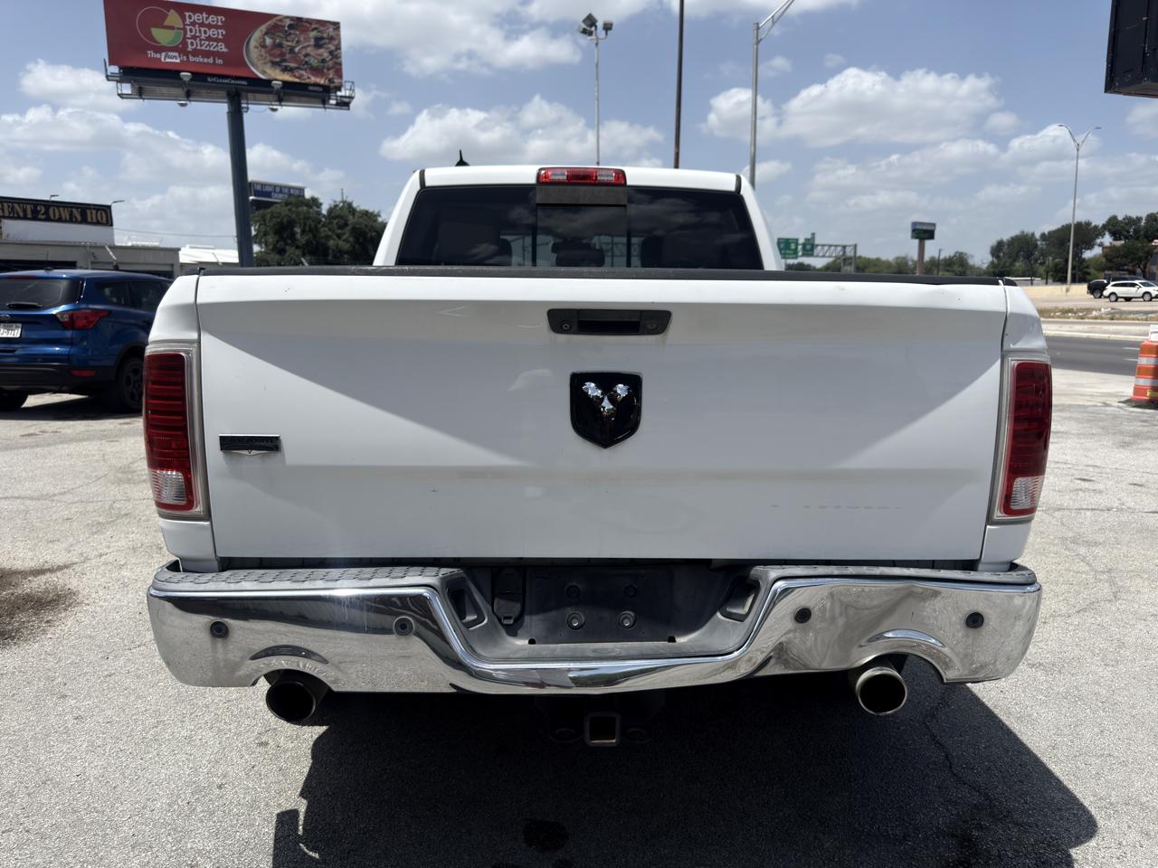 RAM 1500 Laramie Crew Cab SWB 2WD 2013