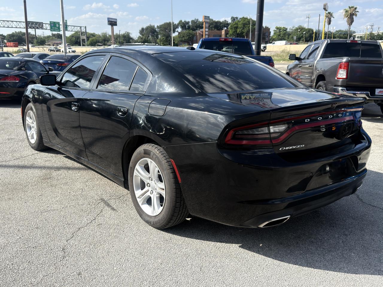 Dodge Charger SXT 2021