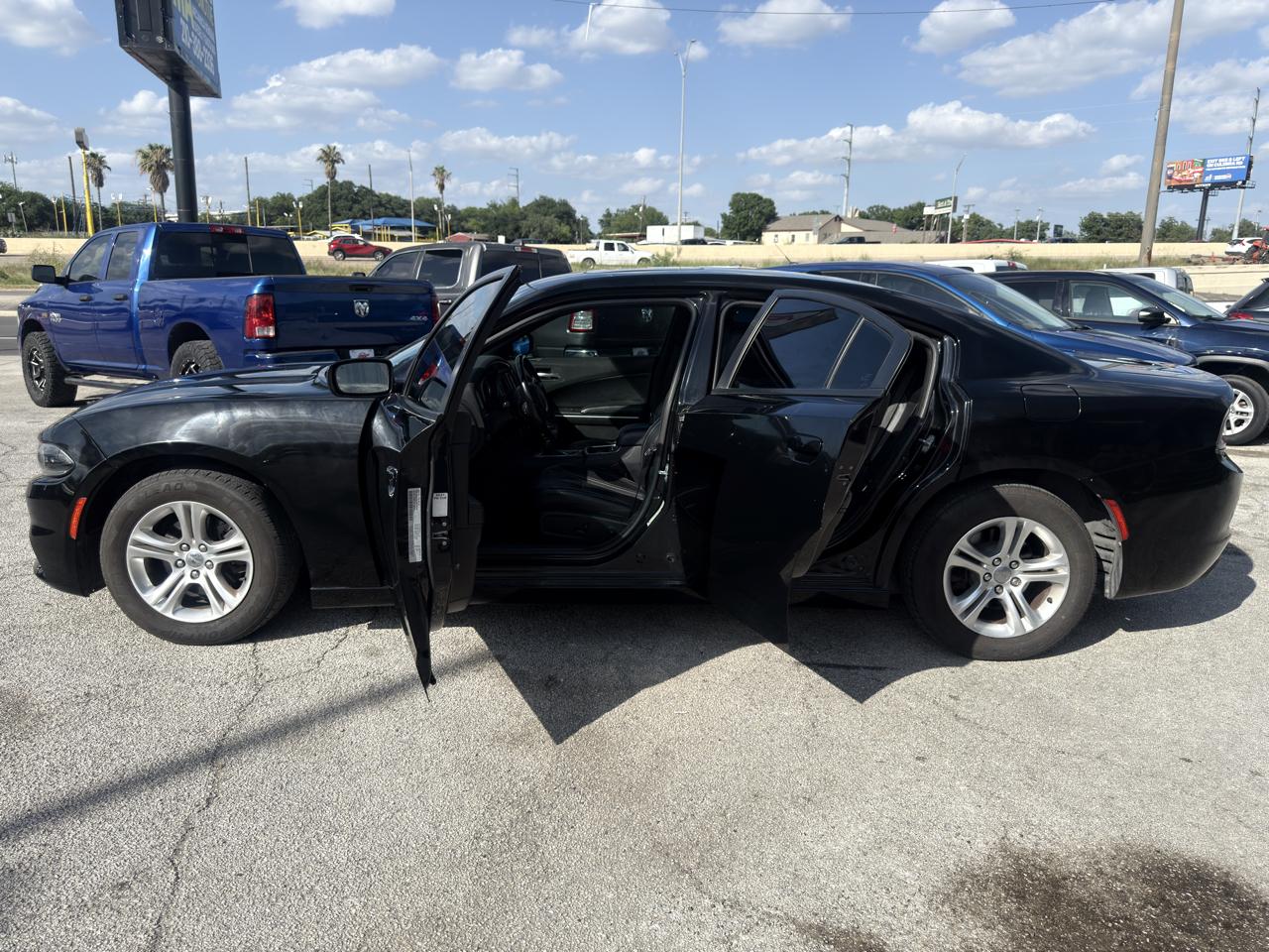 Dodge Charger SXT 2021