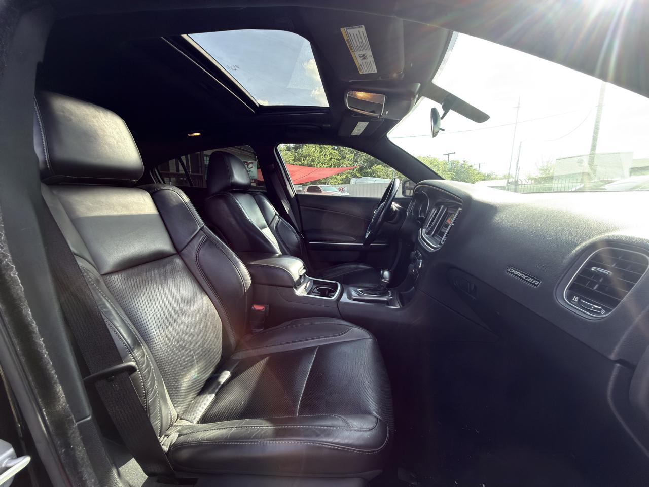 Dodge Charger SXT 2021