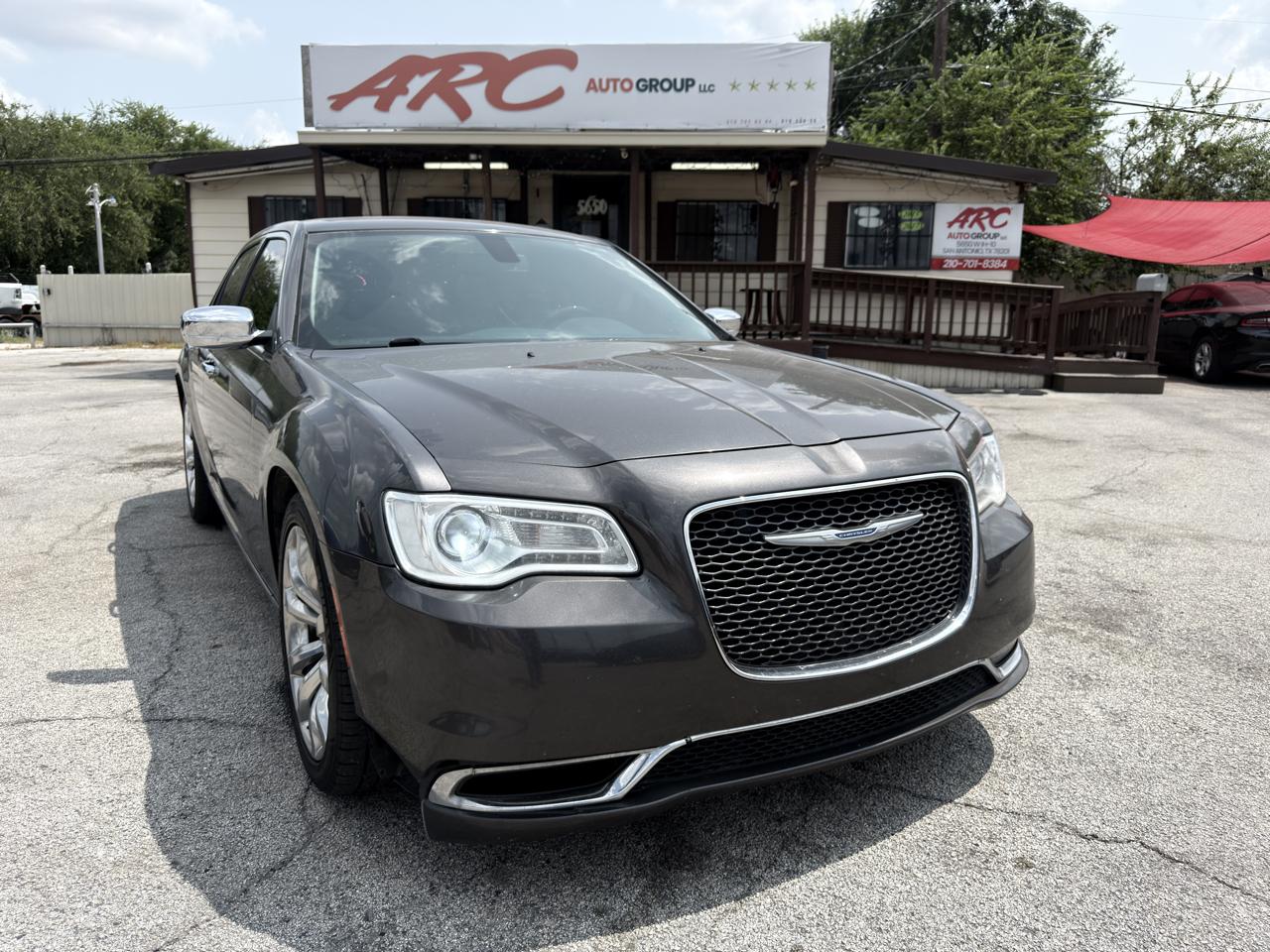 Chrysler 300 Limited RWD 2020