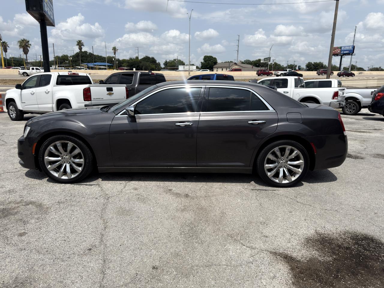 Chrysler 300 Limited RWD 2020