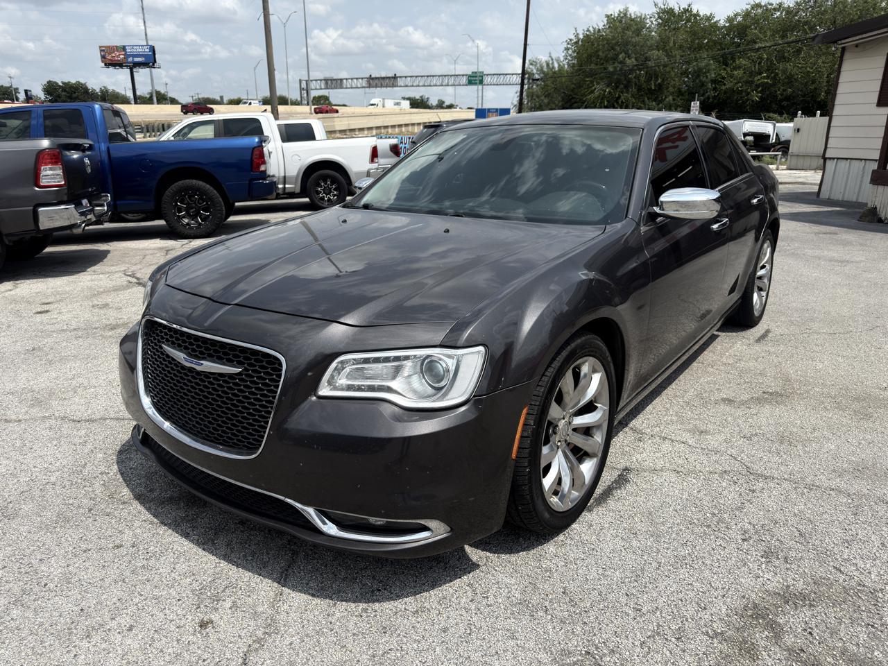 Chrysler 300 Limited RWD 2020