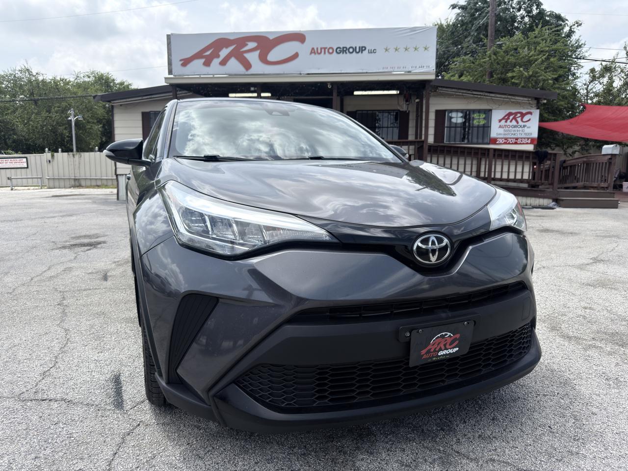 Toyota C-HR LE 2021