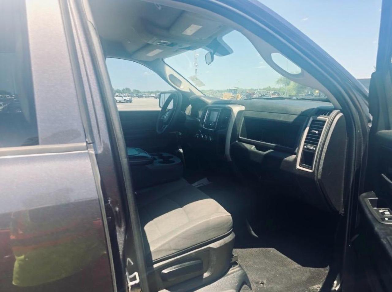 RAM 1500 Classic Tradesman Quad Cab 2WD 2021