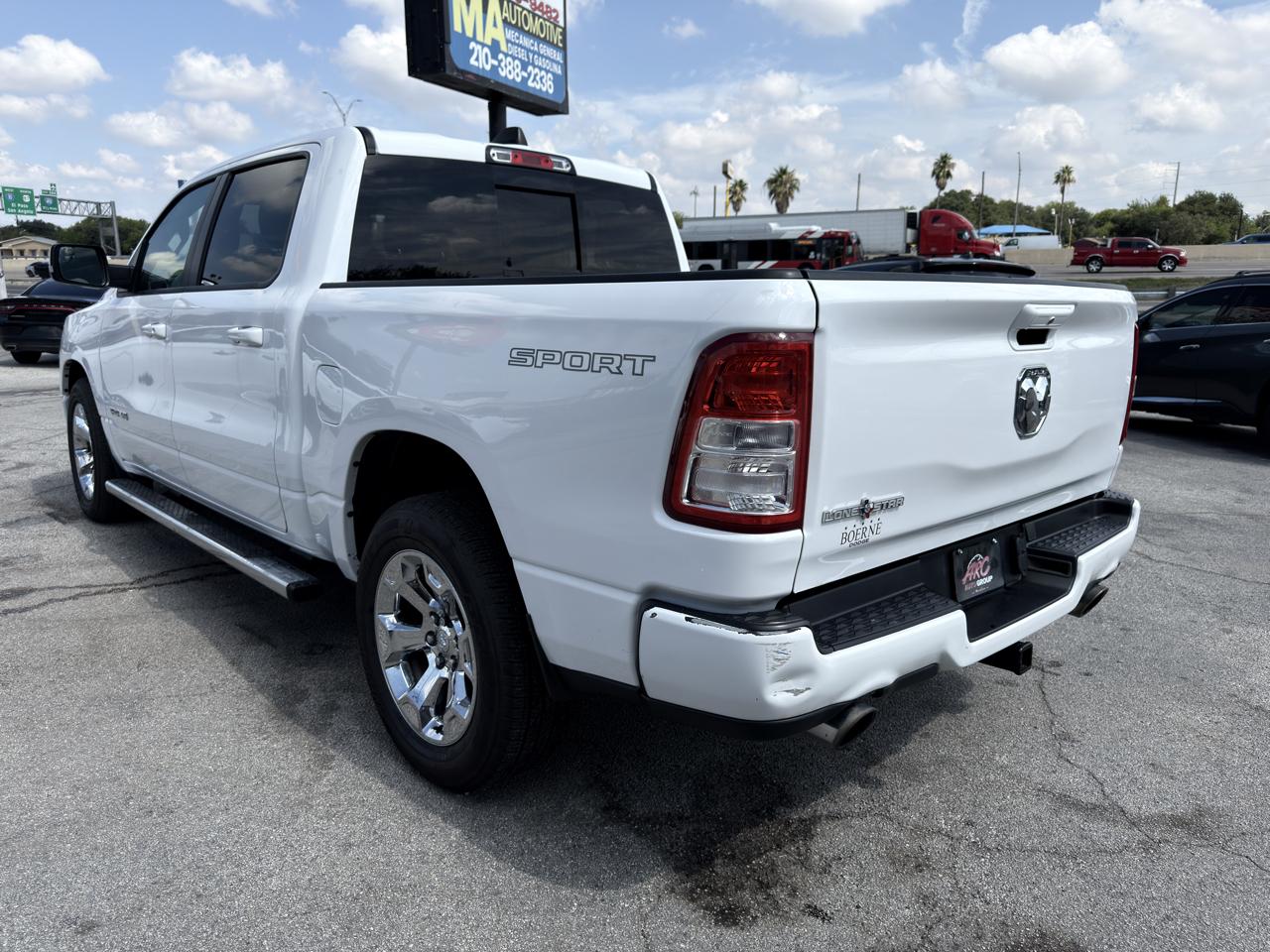 RAM 1500 Big Horn Crew Cab SWB 2WD 2020