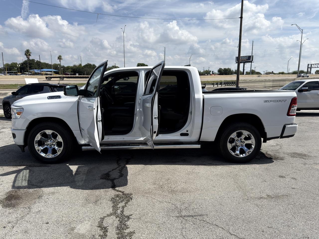 RAM 1500 Big Horn Crew Cab SWB 2WD 2020
