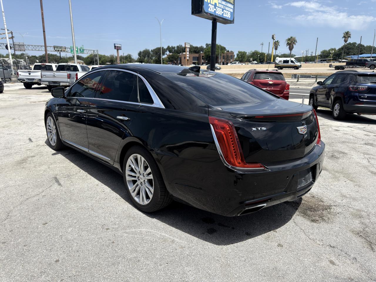 Cadillac XTS Luxury FWD 2019