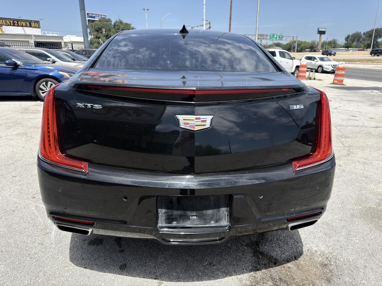 Cadillac XTS Luxury FWD 2019
