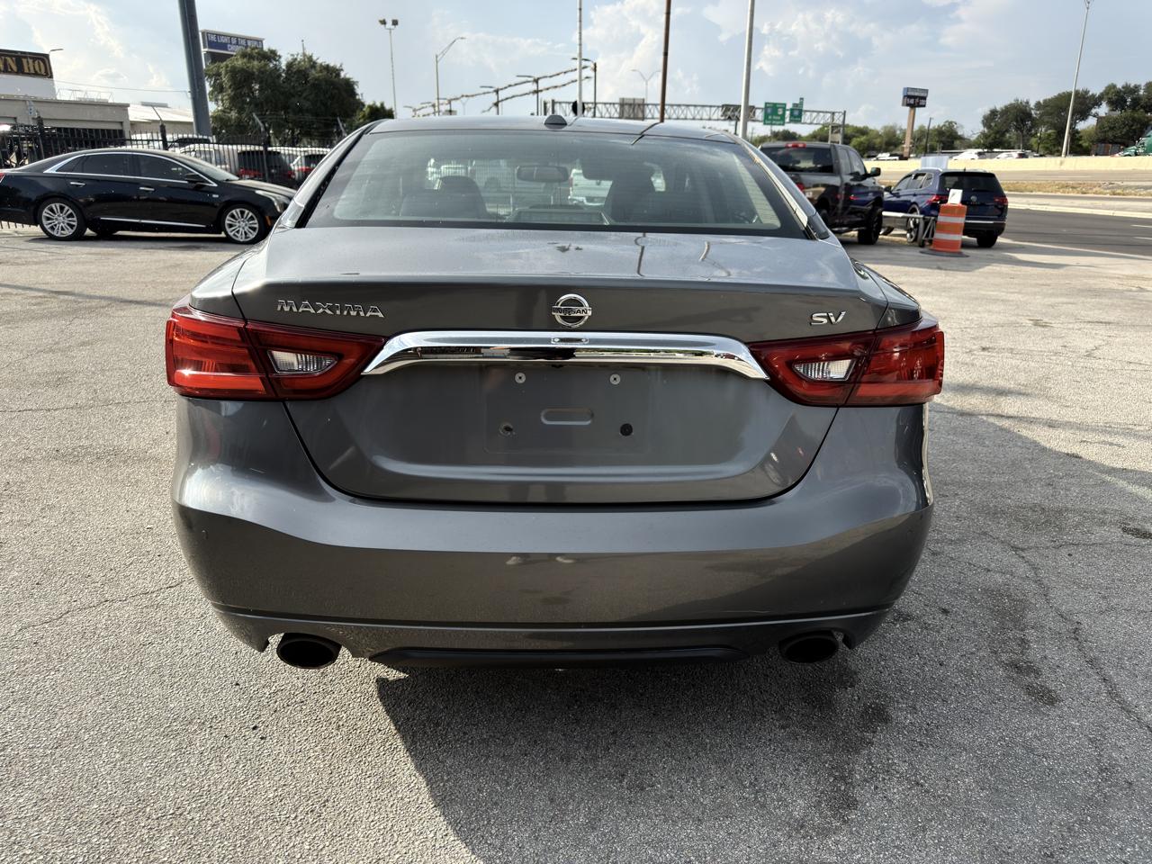 Nissan Maxima 3.5 SV 2018