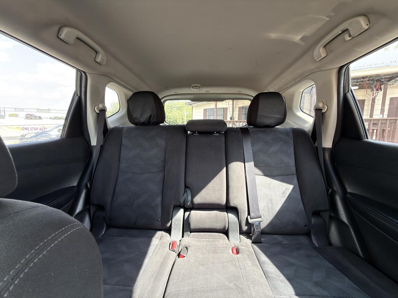 Nissan Rogue S 2WD 2015