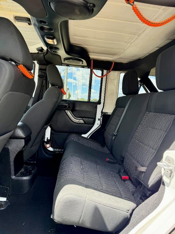 Jeep Wrangler Unlimited Sport 4WD 2012